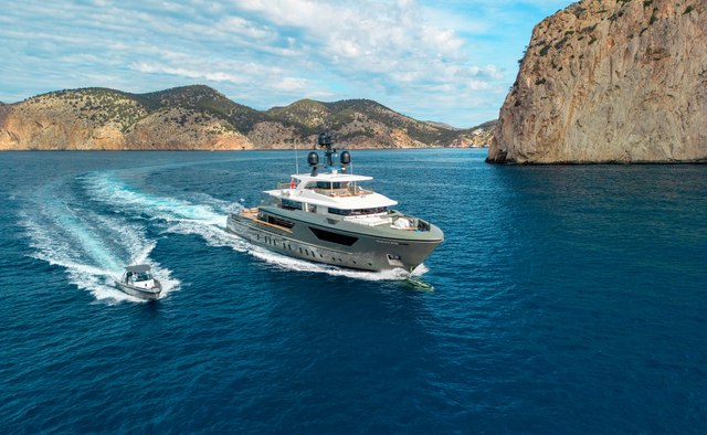 Moka Yacht Charter in St Jean Cap Ferrat