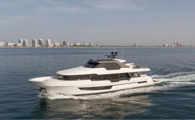 50 FIFTY Yacht Charter in Florida