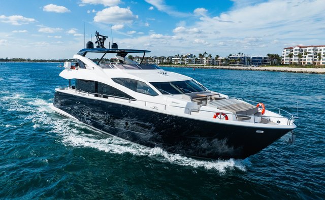 Golden Ours Yacht Charter in Florida