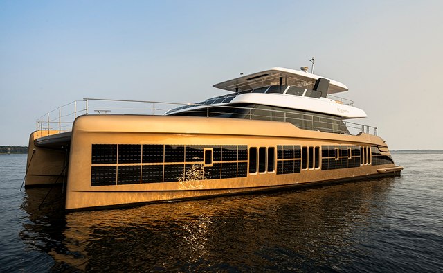 Sol Yacht Charter in Rum Cay