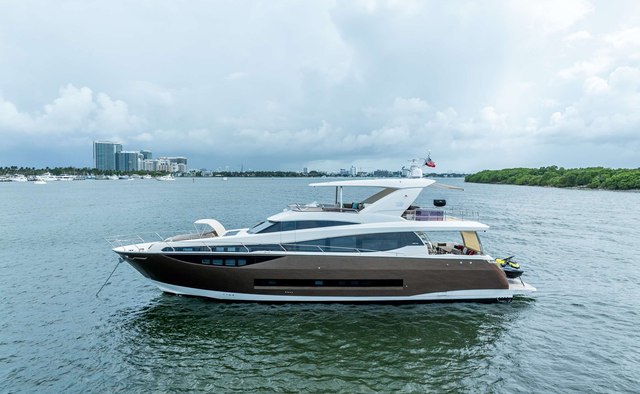 Oceana yacht charter Prestige Motor Yacht