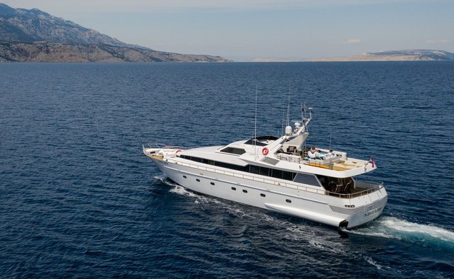 Bora Bora yacht charter CNL - Cantieri Navali Lavagna Motor Yacht