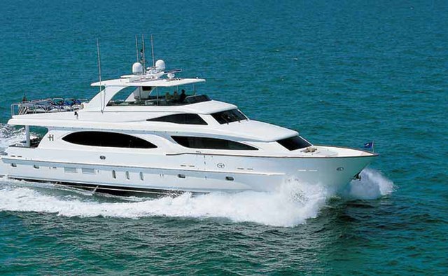 Camelot yacht charter Hargrave Motor Yacht
                        