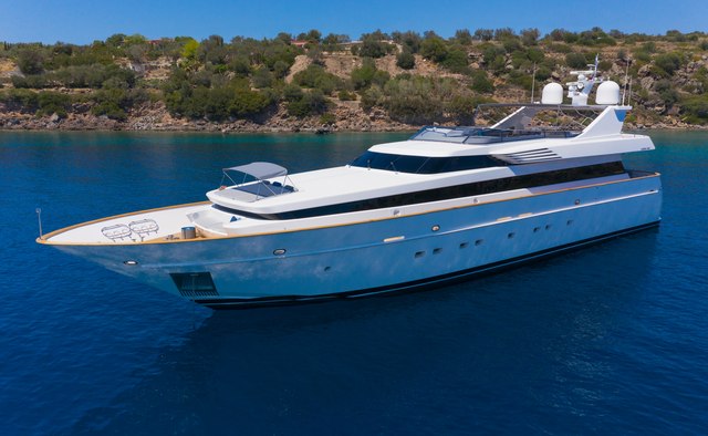 Shooting Star yacht charter Cantieri di Pisa Motor Yacht
                        