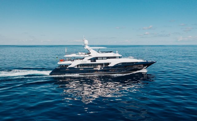 Cofina yacht charter Benetti Motor Yacht
                        