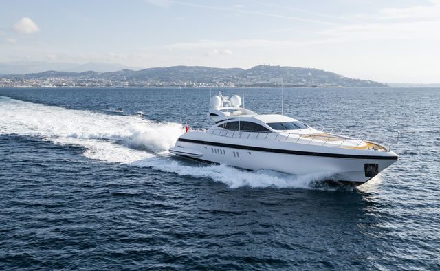 Manu Yacht Charter in France