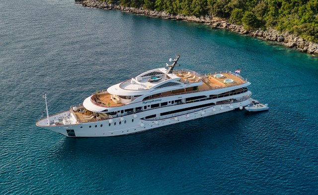 Symphony Yacht Charter in Dubrovnik