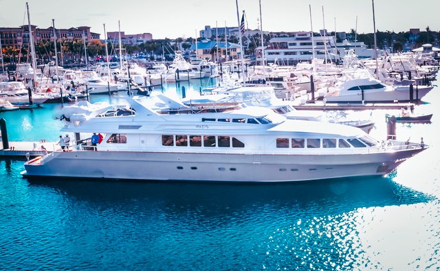 Ready II Play yacht charter Trinity Yachts Motor Yacht