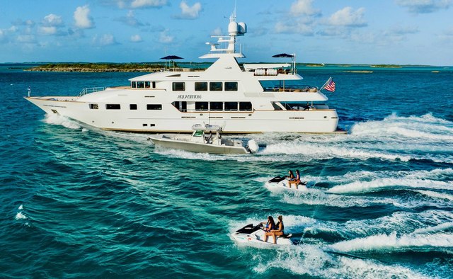 Aquasition yacht charter Trinity Yachts Motor Yacht
                        