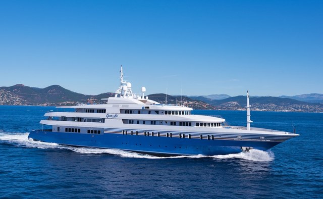 Queen Miri Yacht Charter in Bahamas