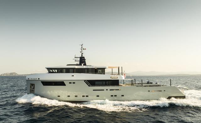 Fox Yacht Charter in Rum Cay