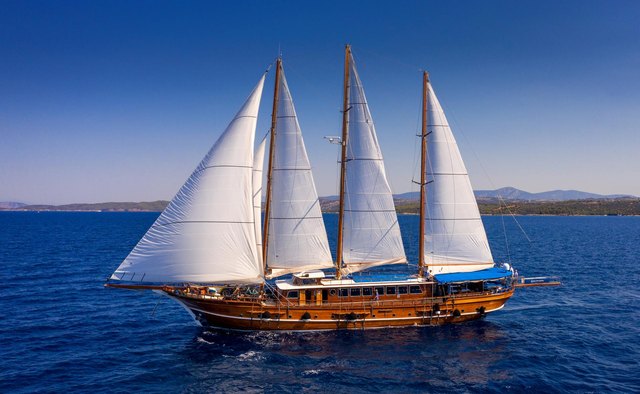 Thalassa Yacht Charter in Greece