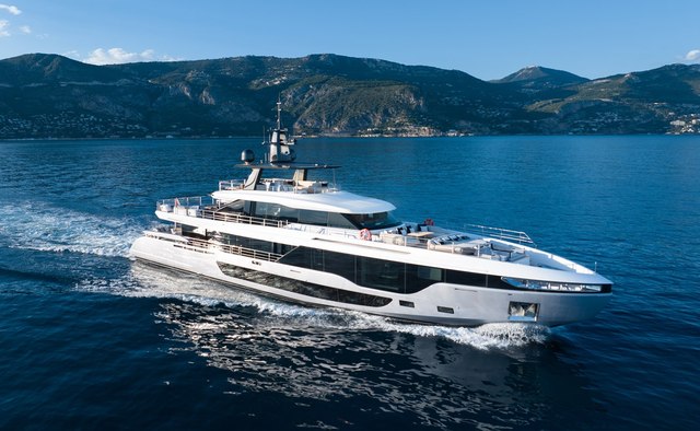 Ocean One Yacht Charter in Ibiza