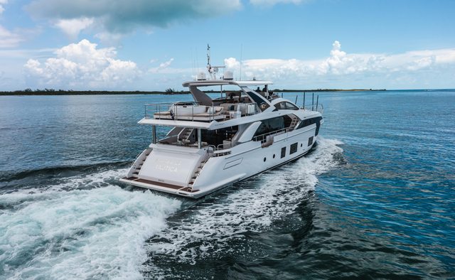 Marea La Nautica yacht charter Azimut Motor Yacht