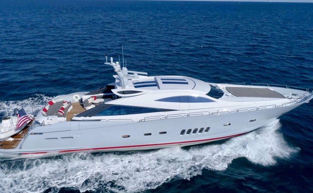 Privee yacht charter Sunseeker Motor Yacht
                        