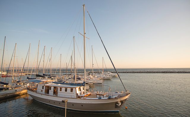 Cosmos Yacht Charter in Greece