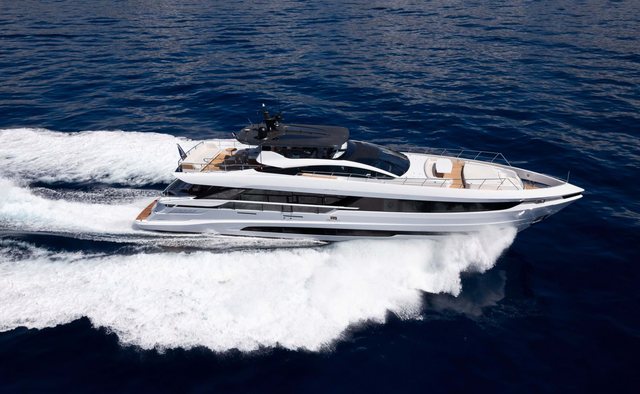 C2 yacht charter Overmarine Motor Yacht
                        