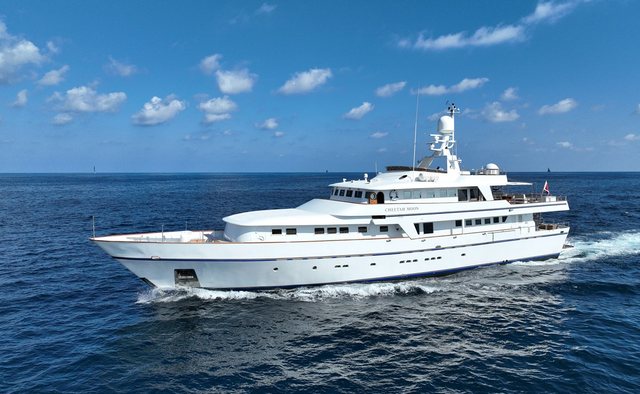 Cheetah Moon Yacht Charter in French Riviera