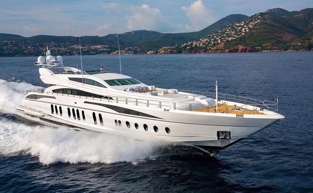 D'One D yacht charter Leopard Motor Yacht