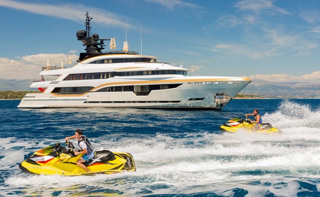 Taiba yacht charter Columbus Yachts Motor Yacht
                        