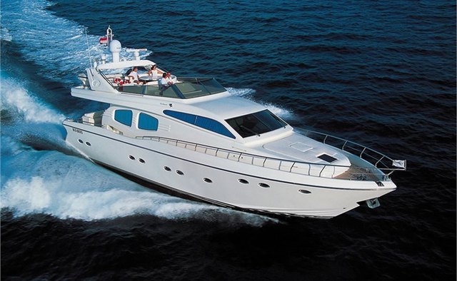 Albatros yacht charter Posillipo Motor Yacht
                        