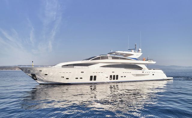 Hakuna Matata Yacht Charter in Greece