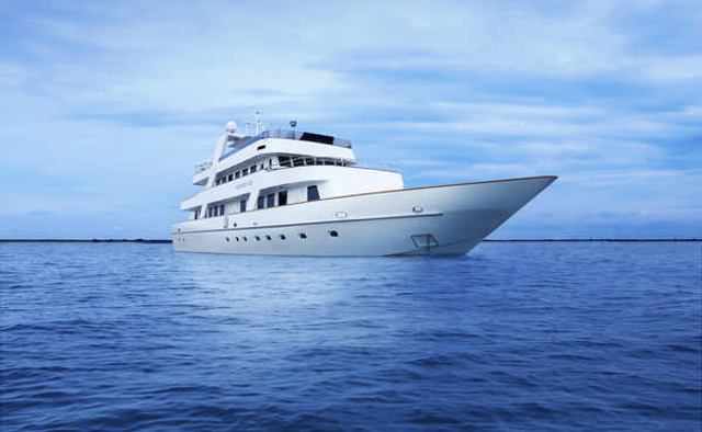 Megaway 128 Yacht Charter in Singapore