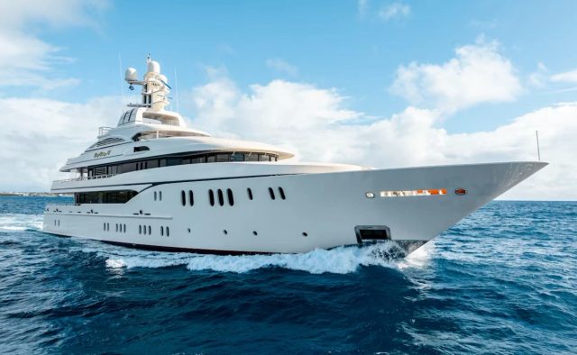 Lady Kathryn V Yacht Charter in St Barts