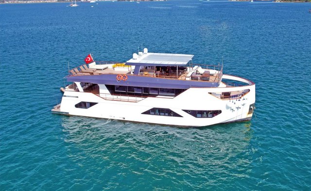 Nayk 3 Yacht Charter in Gocek Bay