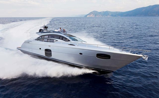 Sueno yacht charter Pershing Motor Yacht
                        