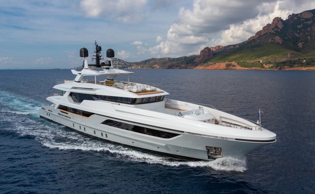 My Mayva yacht charter Baglietto Motor Yacht