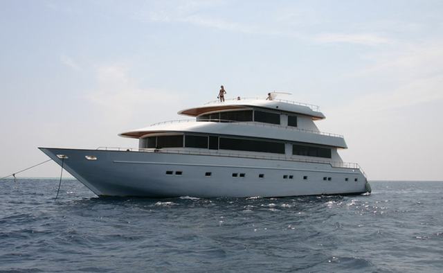 Aurora yacht charter Custom Motor Yacht
                        