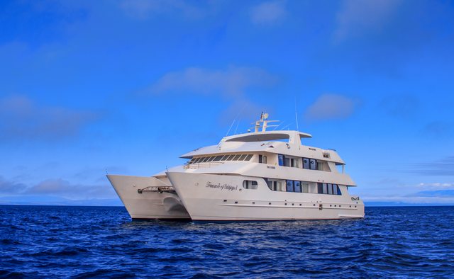 Treasure yacht charter Custom Motor Yacht
                        