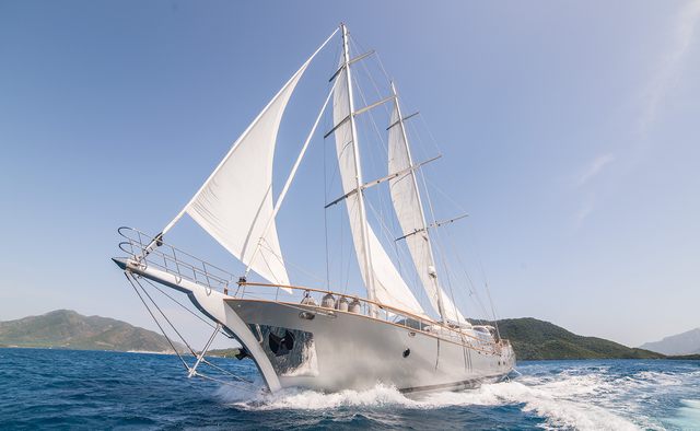 Silver Moon Yacht Charter in Mediterranean
