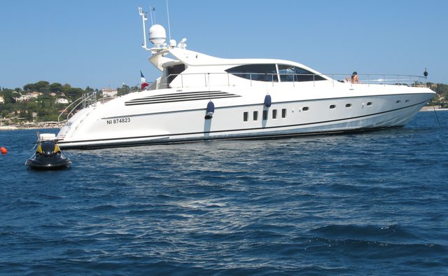 Ola Mona Yacht Charter in Corsica