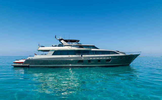 Julianne yacht charter Crescent  Yachts Motor Yacht
                        