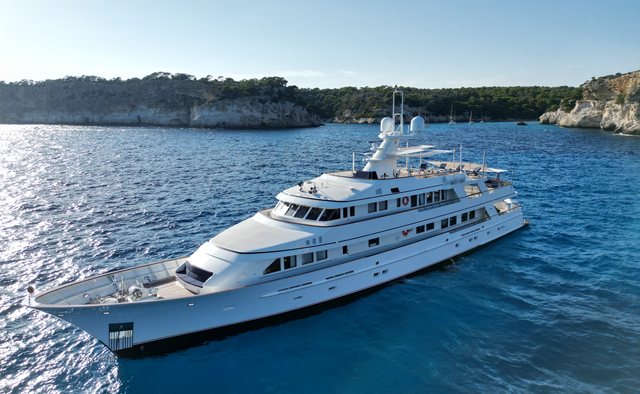 Genesia Yacht Charter in Anacapri