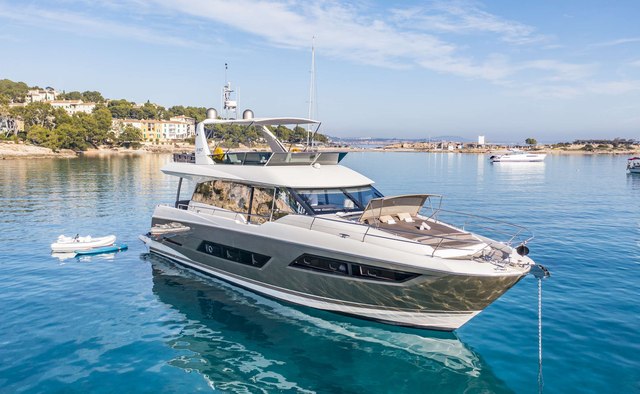 Blue M Yacht Charter in Sicily