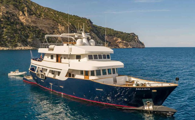 Semaya yacht charter Anastassiades & Tsortanides Motor Yacht
                        