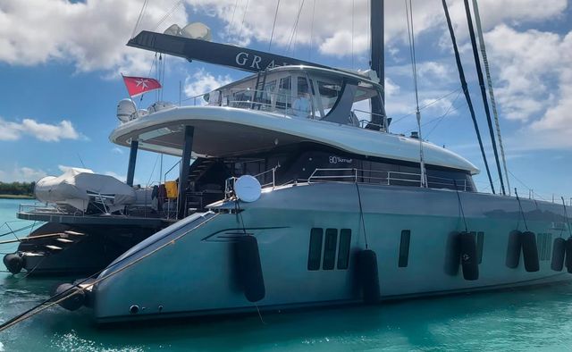 Graya yacht charter Sunreef Yachts Motor/Sailer Yacht