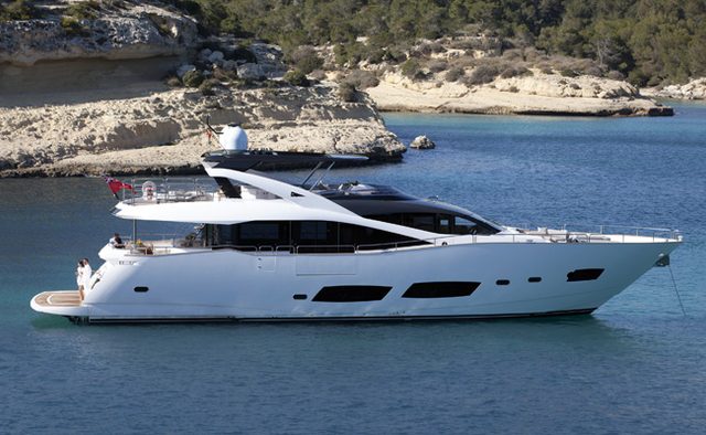 Ray 3 Yacht Charter in Italy