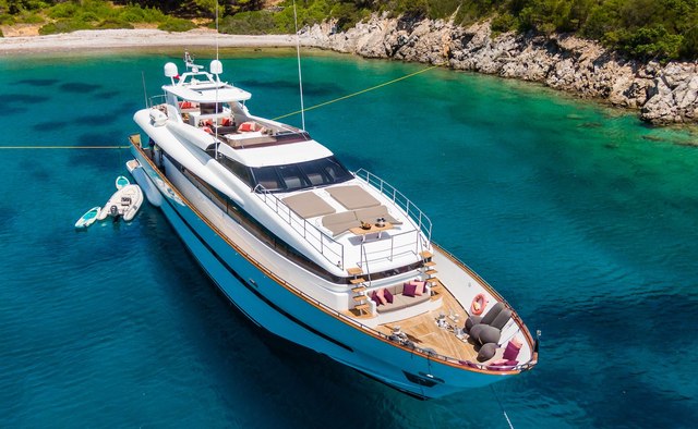 Axella yacht charter Eurocraft Cantieri Navali Motor Yacht
                        