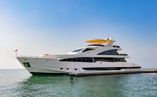 Stardom yacht charter Al Shahali Marine Motor Yacht
                        