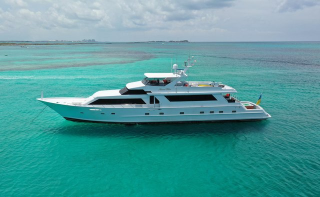 Island Time yacht charter Broward Motor Yacht