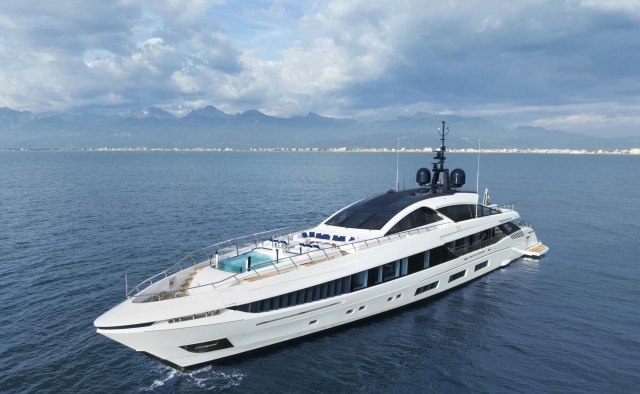 She's a 10 Too yacht charter Mangusta Motor Yacht