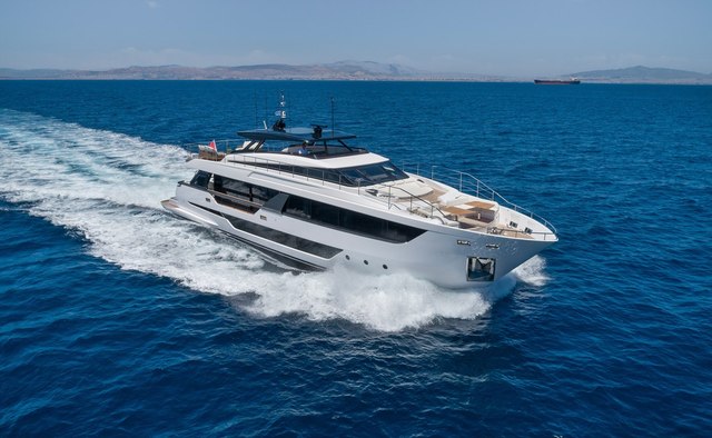 Ianassa yacht charter Ferretti Yachts Motor Yacht