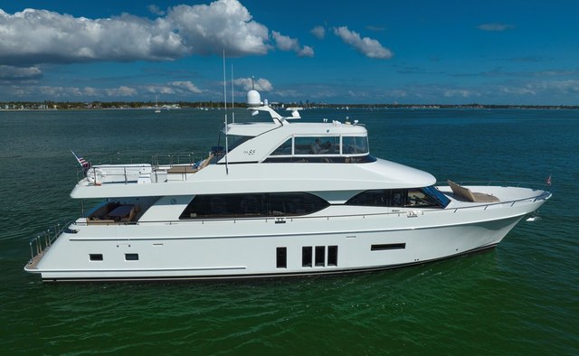 Sanctuary Yacht Charter in Florida