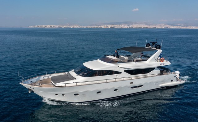 Salty yacht charter Spertini Alalunga Motor Yacht
                        