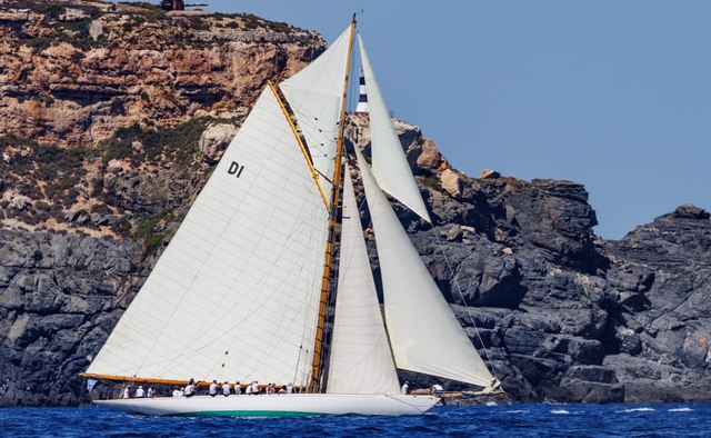 Mariska yacht charter William Fife & Sons Sail Yacht