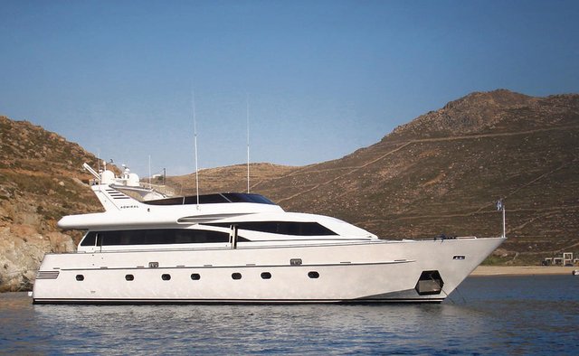 Hammerhead Yacht Charter in Mediterranean